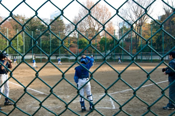 野球少年オスグットひざの痛み２